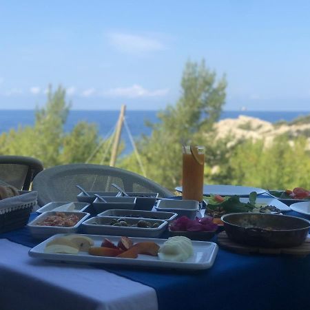 Rocas Roja Beach Hotel Faralya Dış mekan fotoğraf