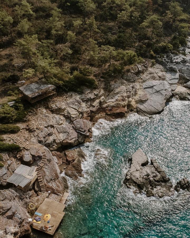 Rocas Roja Beach Hotel Faralya Dış mekan fotoğraf